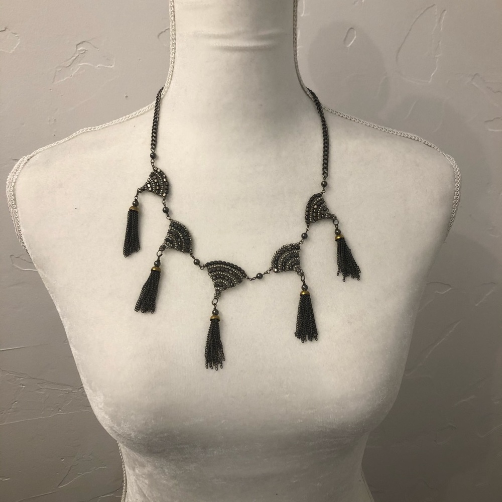 Set of statement necklaces